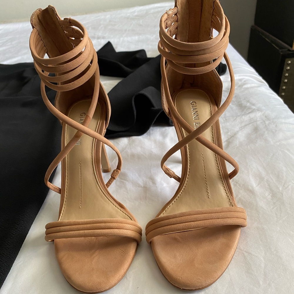 Women heels size 6.5